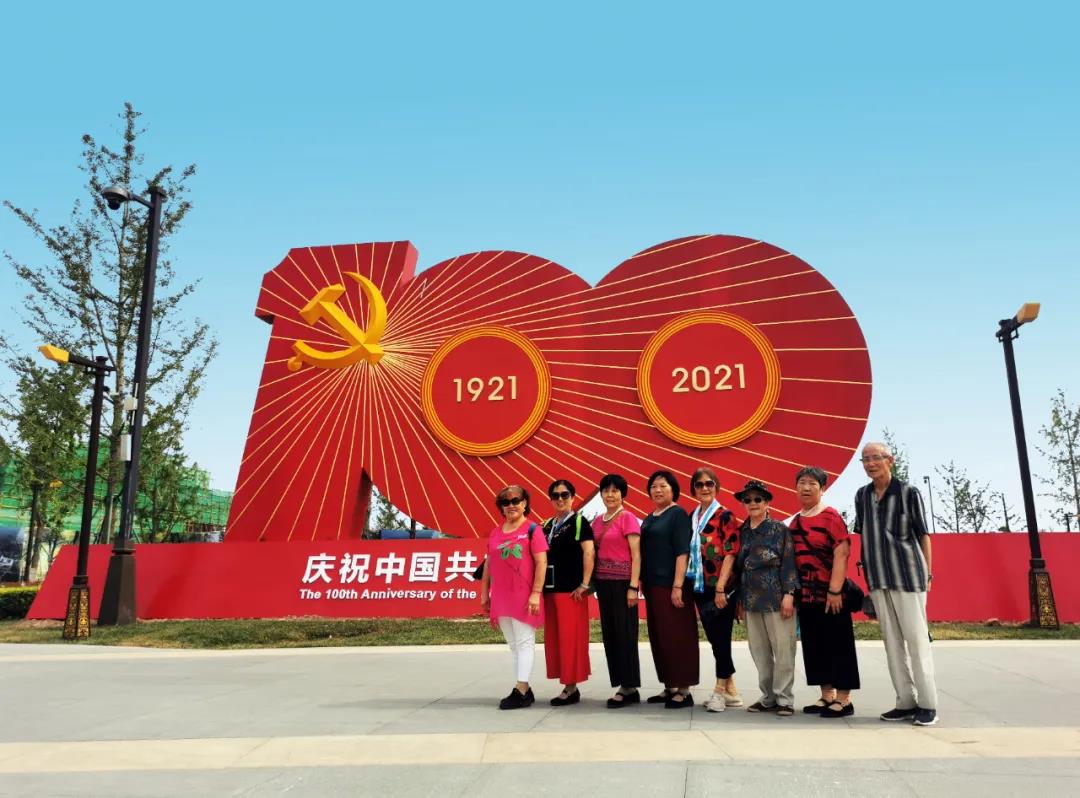 黨建氛圍丨紅色文化點(diǎn)靚灃東新城